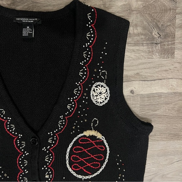 Christmas Holiday Sweater Vest REFERENCE POINT NEW YORK Size Medium Fest… - Picture 10 of 13